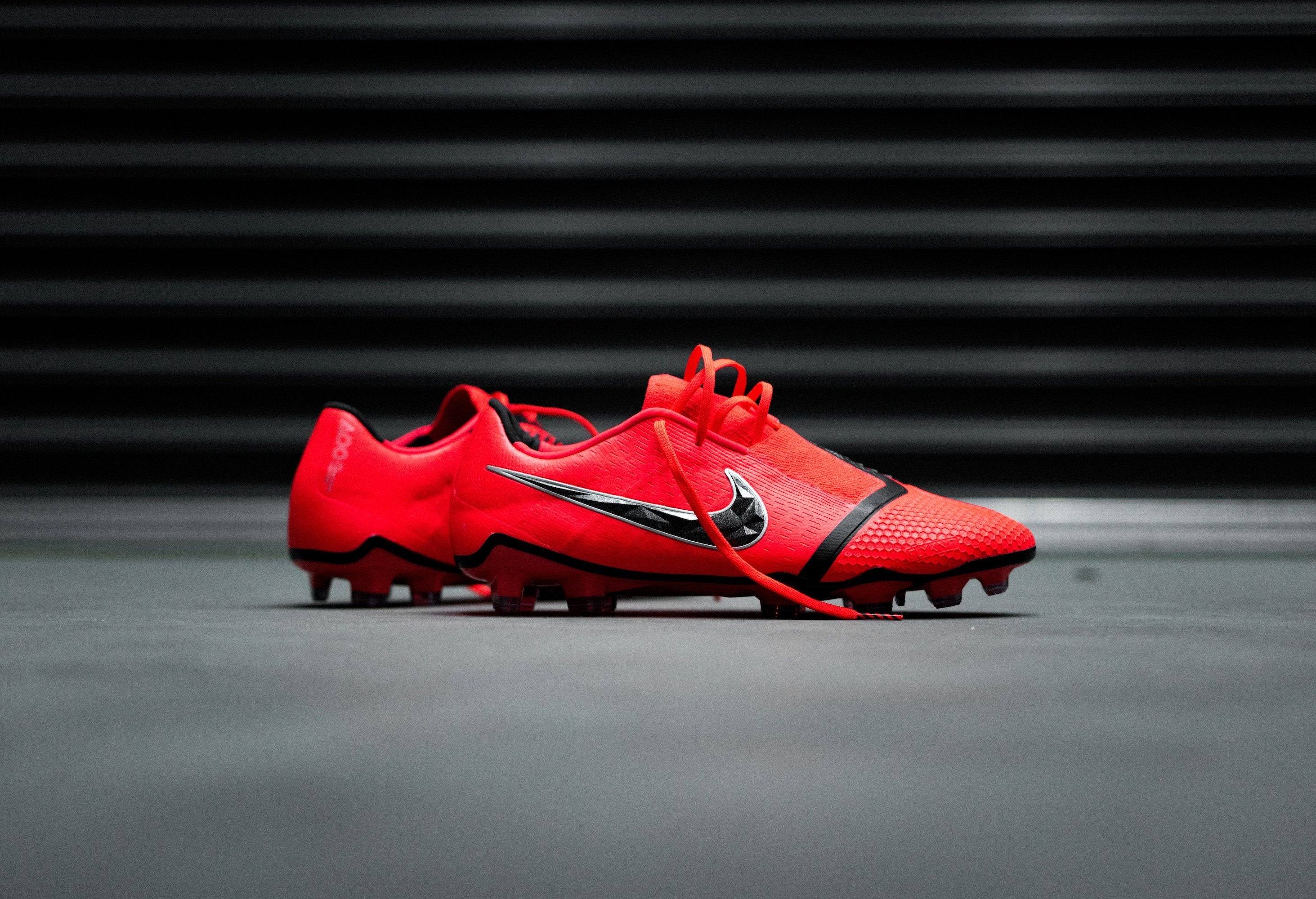 nike phantom vnm red