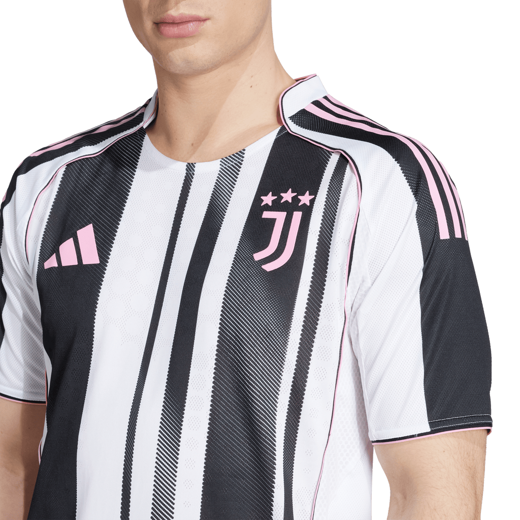 Juventus 25/26 Home Authentic Jersey (JJ4314)