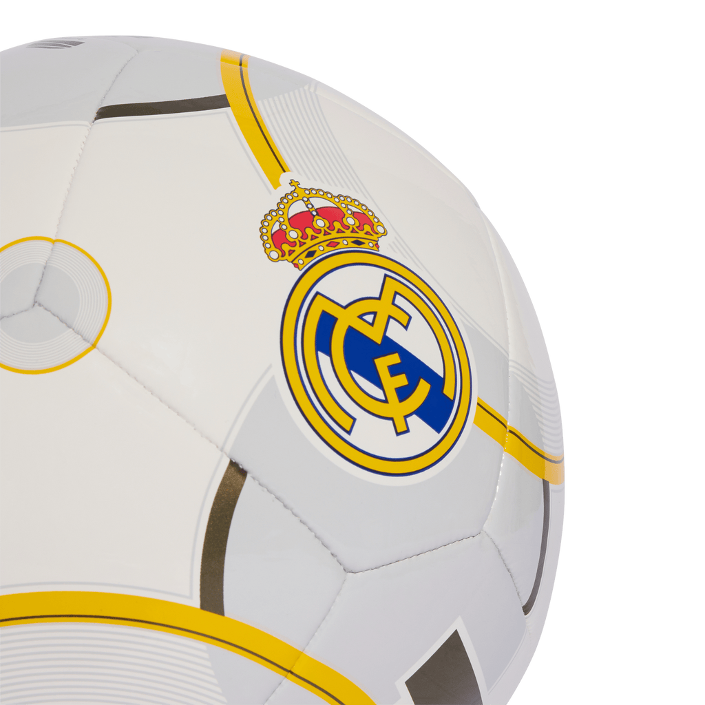 Real Madrid Home Club Ball (JN7360)