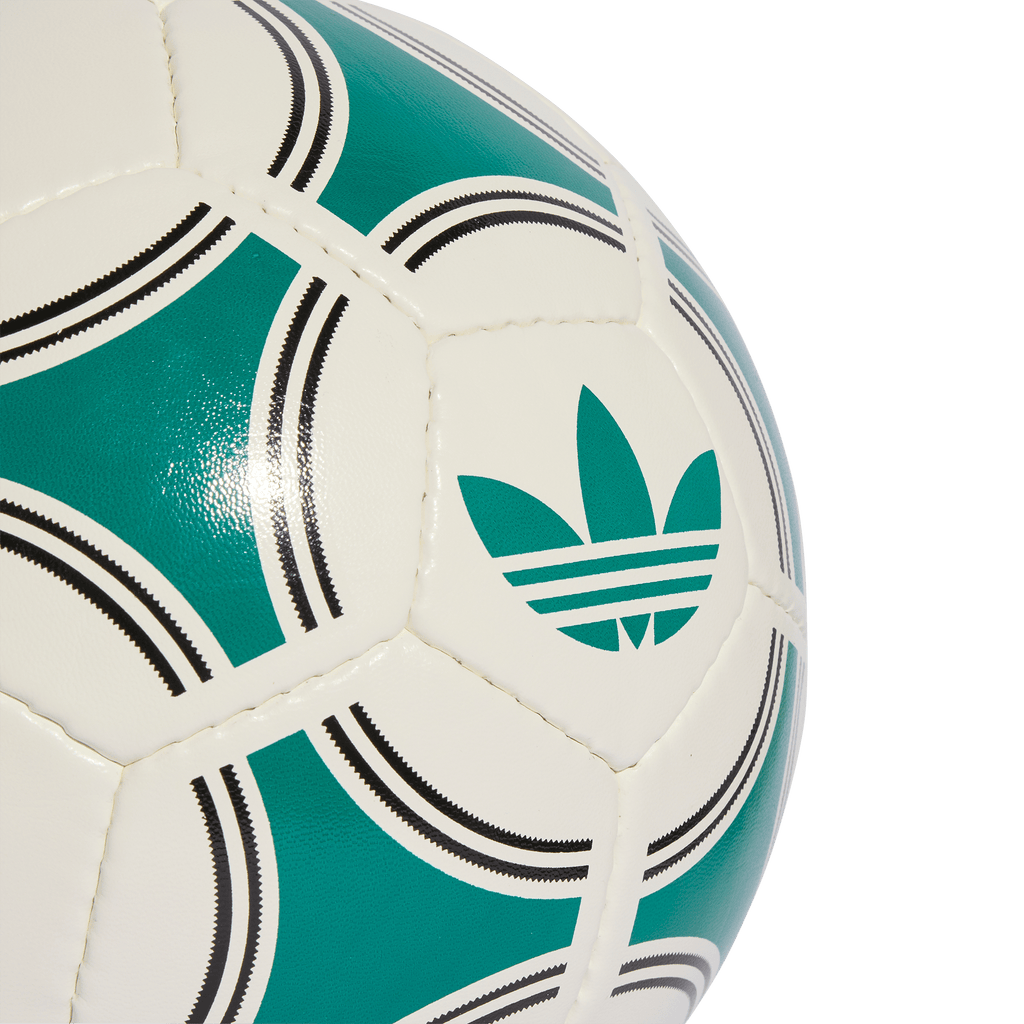 Liverpool FC Third Club Ball (JY6163)