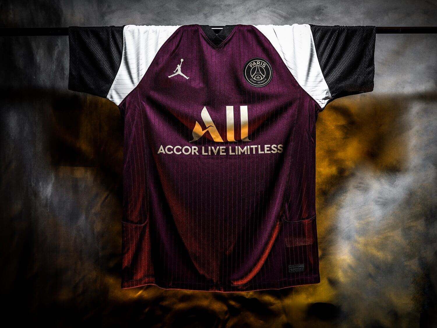 21 PSG x Jordan Third Jersey