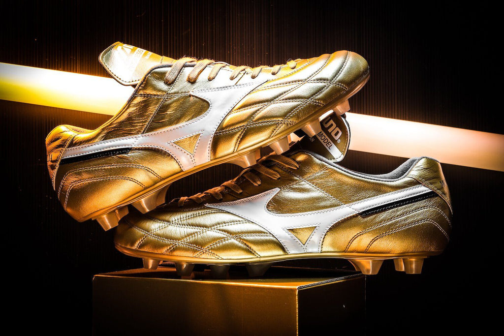 Mizuno Morelia Ultra Light MIJ Gold Ultra Football