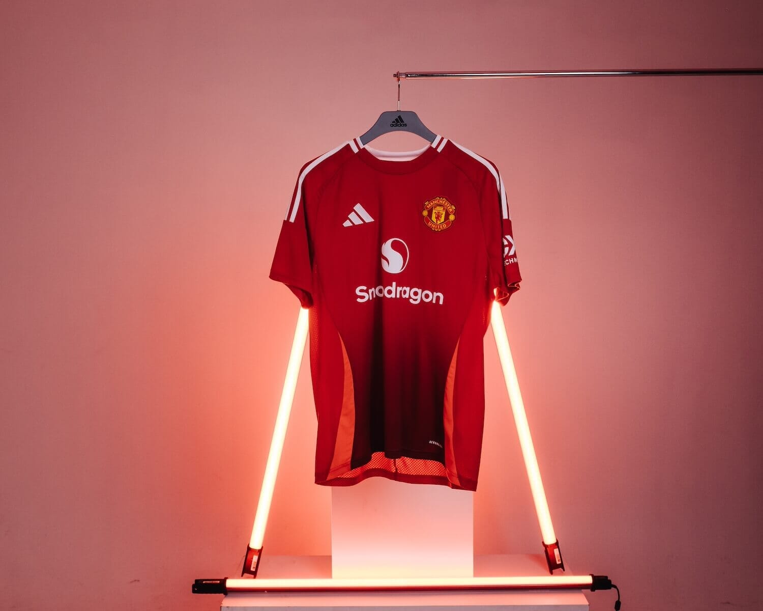 25 home jersey is here