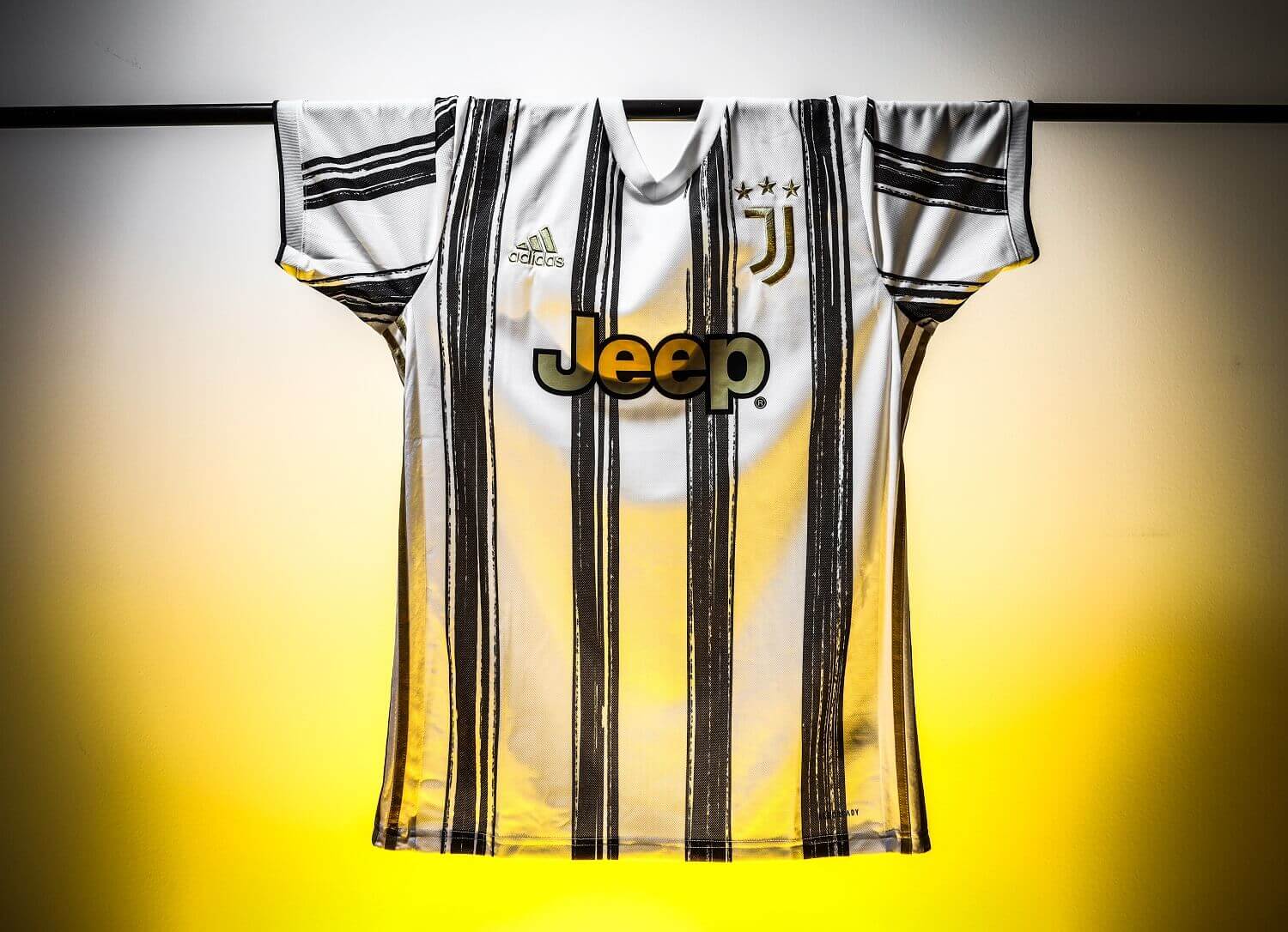 21 Juventus home jersey