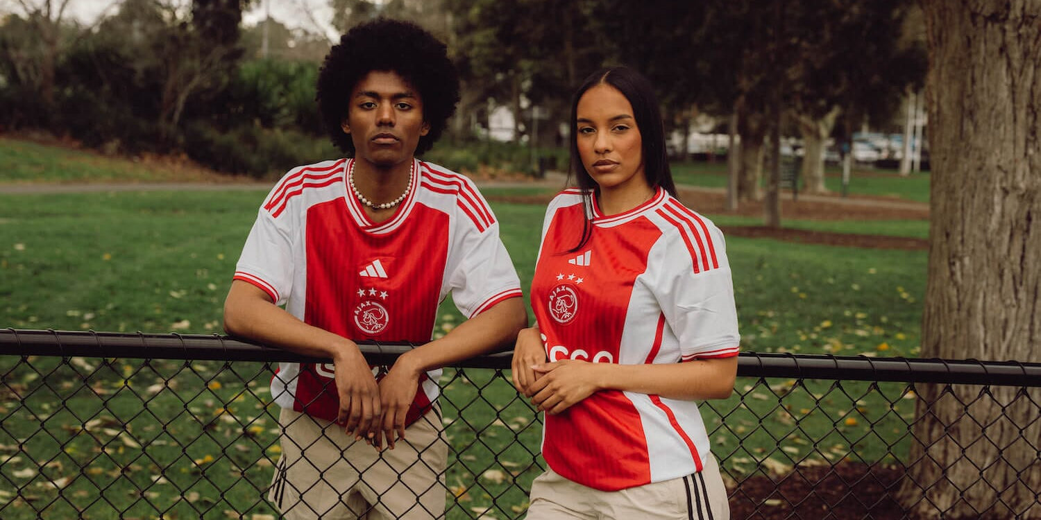 24 Home Jersey Featuring The Original Centred Crest