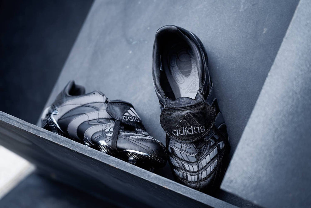 Adidas predator pro blackout store