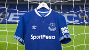 Everton Extend Their Kit Deal with Umbro