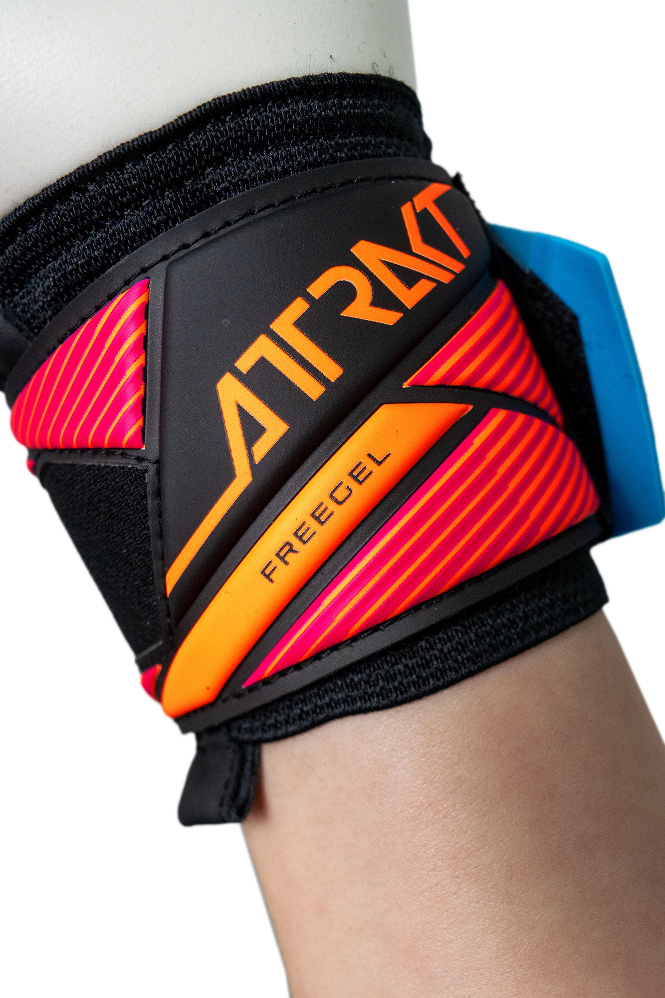 Attrakt Freegel Advance (56702357090)