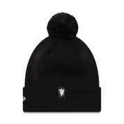 Manchester United Patch Cuff Pom Beanie (60564629) Licensed Beanie New Era