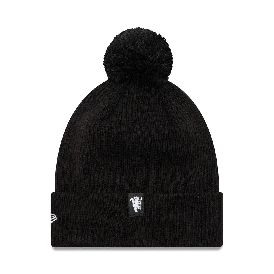 Manchester United Patch Cuff Pom Beanie (60564629) Licensed Beanie New Era