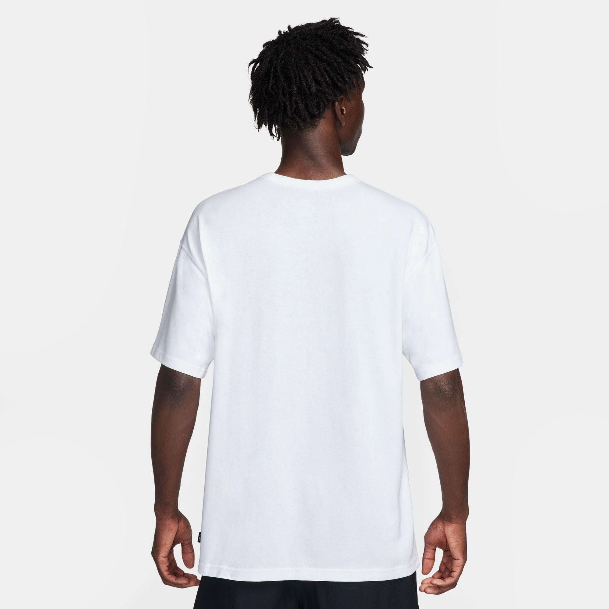 Sportswear Premium Essentials Men's T-Shirt (DO7392-101) Apparel Nike