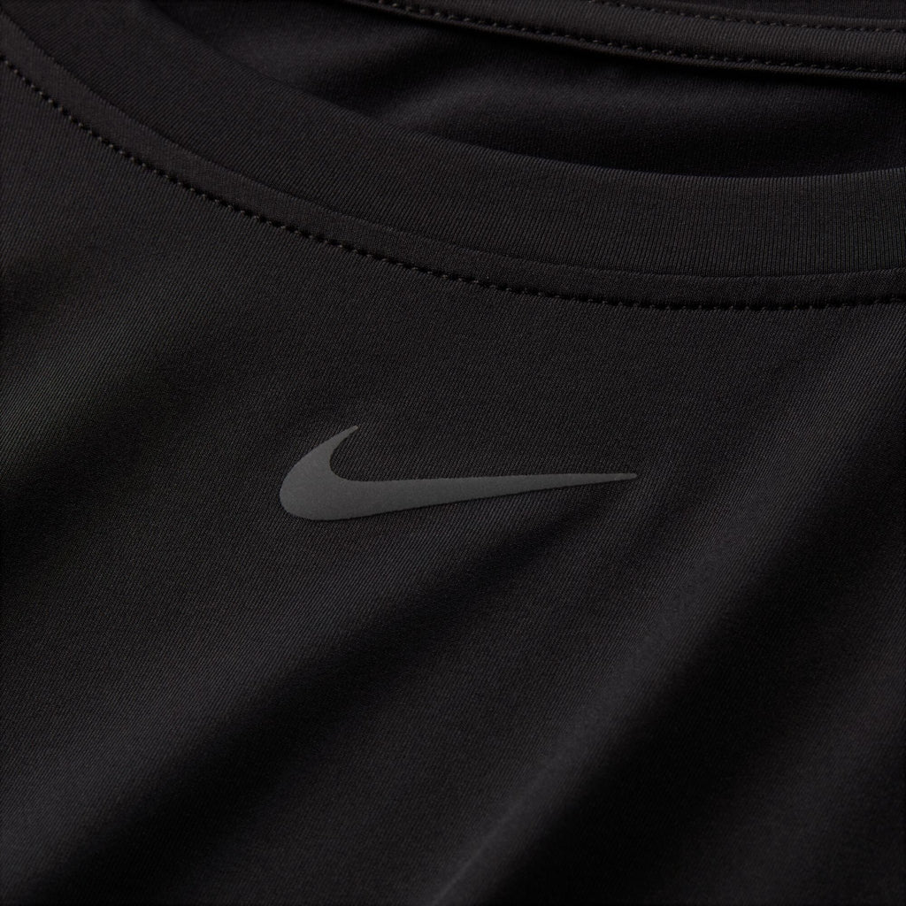One Classic Women's Dri-FIT Top (FN2798-010)