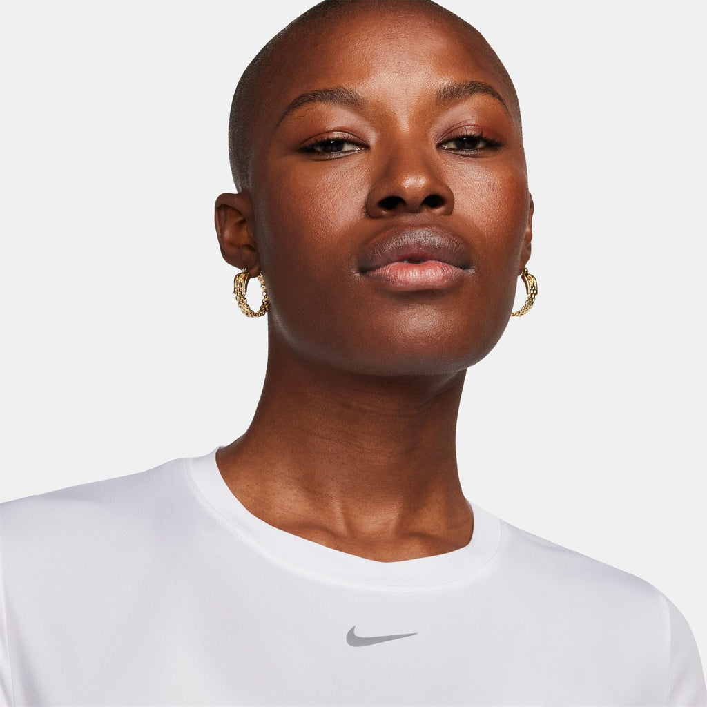 One Classic Women's Dri-FIT Top (FN2798-100)