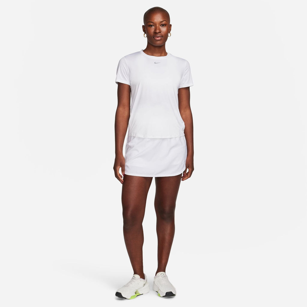One Classic Women's Dri-FIT Top (FN2798-100)