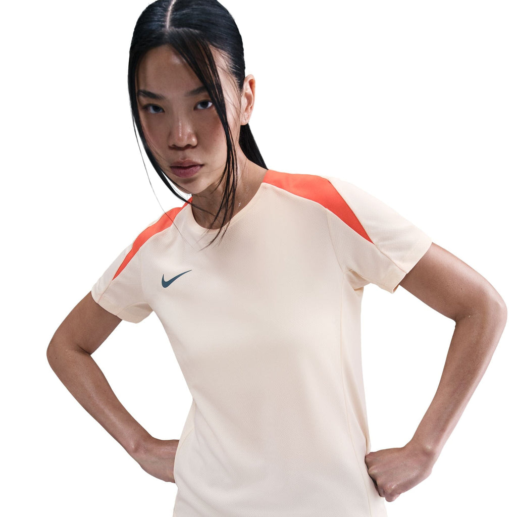 Women's Strike Dri-FIT Top (FN5025-102)