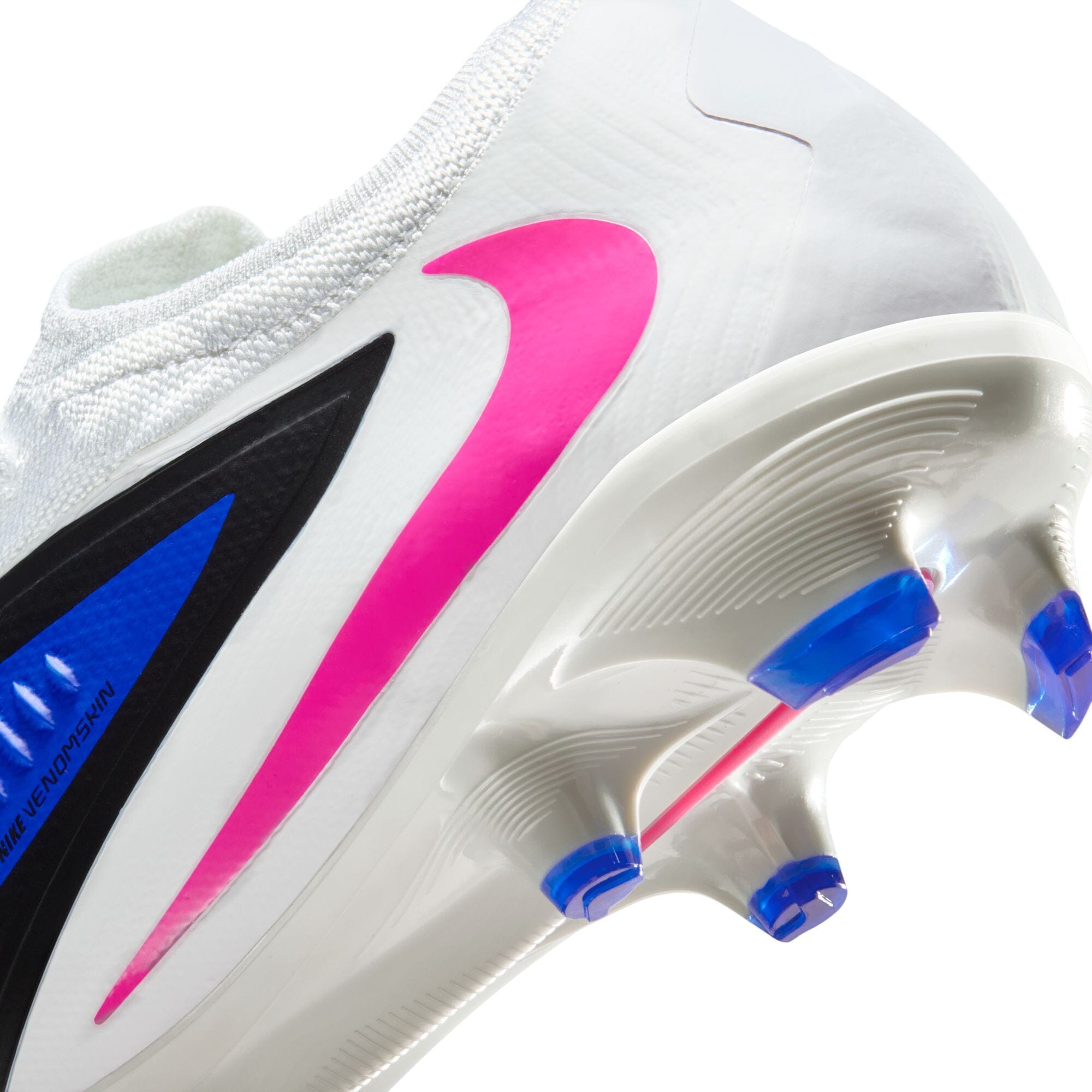 Phantom 6 Low Pro FG - Attack Pack (HJ4122-446) Footwear Nike