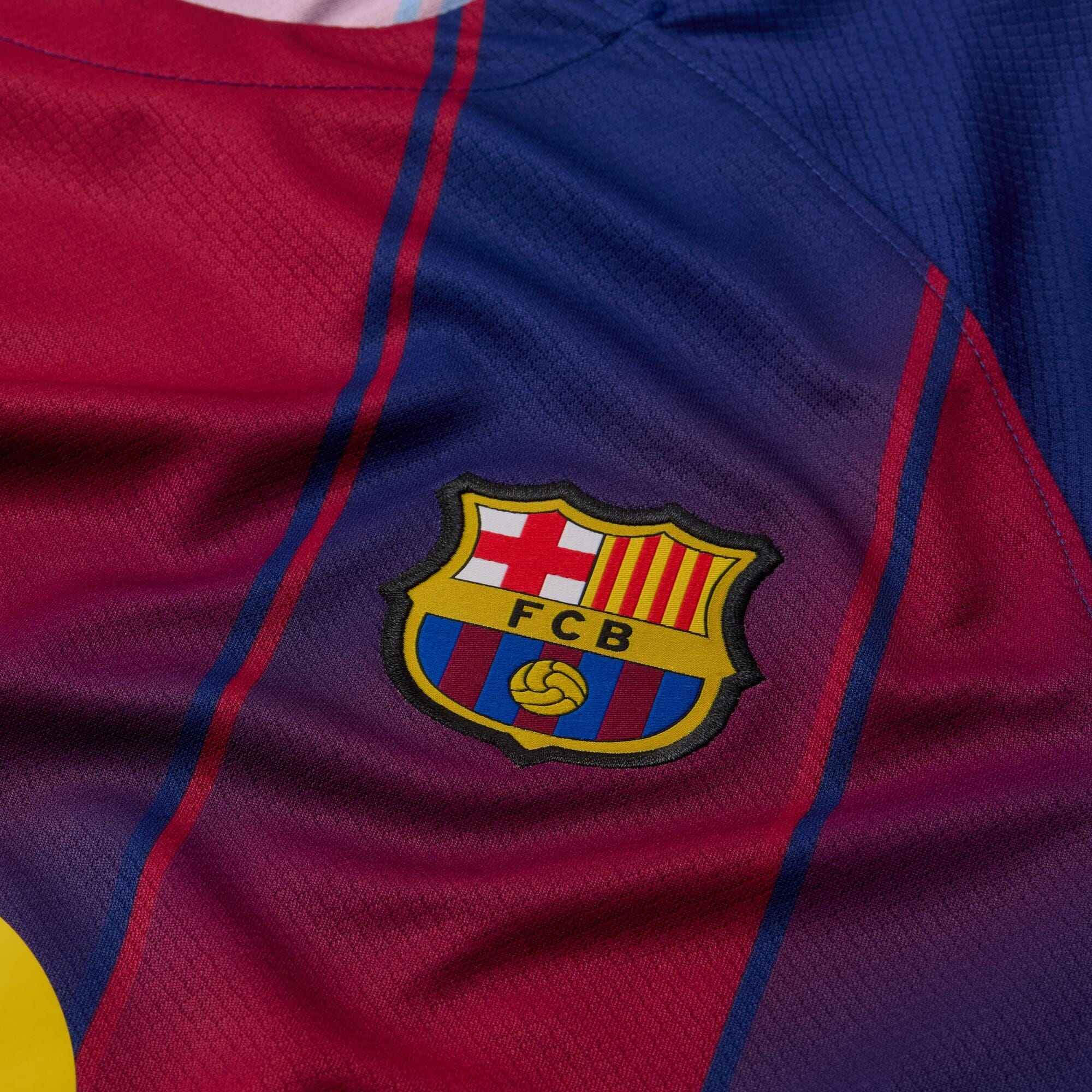 FC Barcelona 25/26 Home Women's Jersey (HJ5095-456) Apparel Nike
