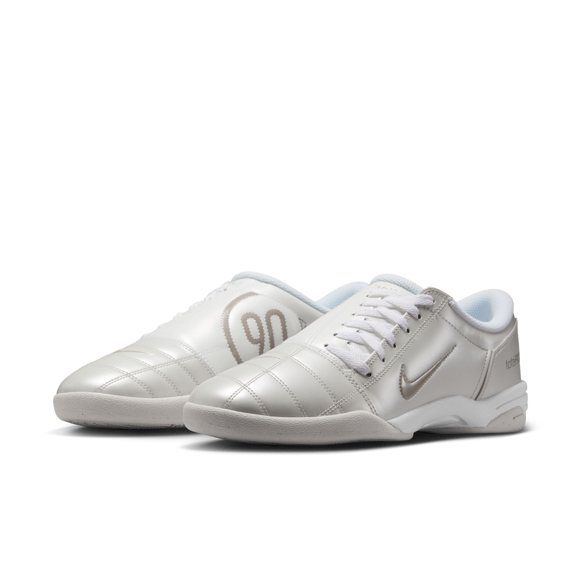 Total 90 (HQ2851-002) Footwear Nike