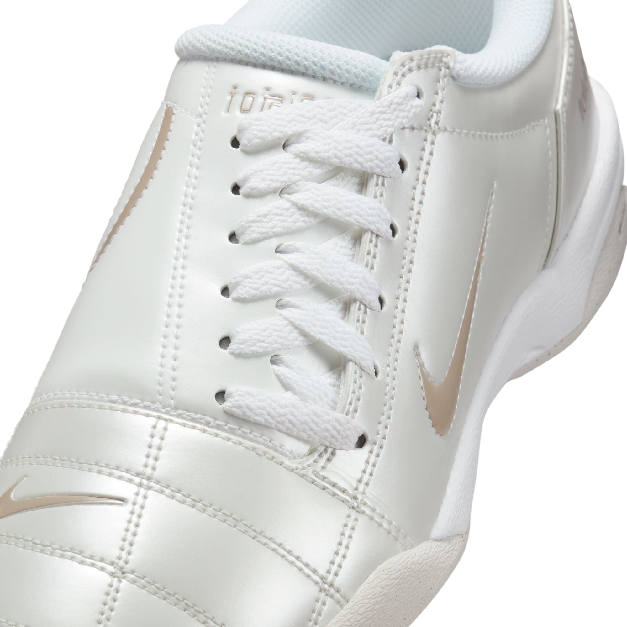 Total 90 (HQ2851-002) Footwear Nike