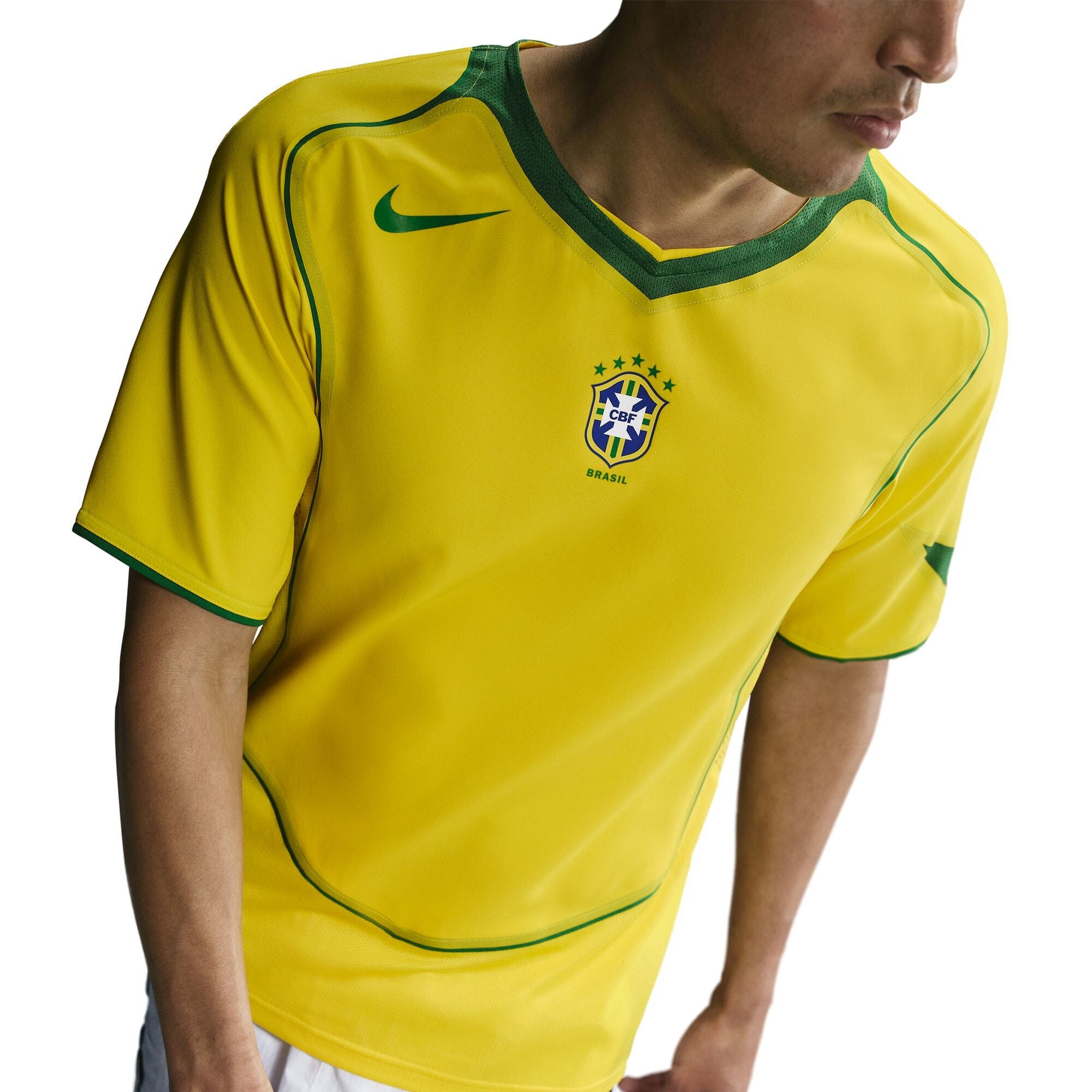 Brazil 2004 Total 90 Reissue Jersey (HV4426-741) Apparel Nike