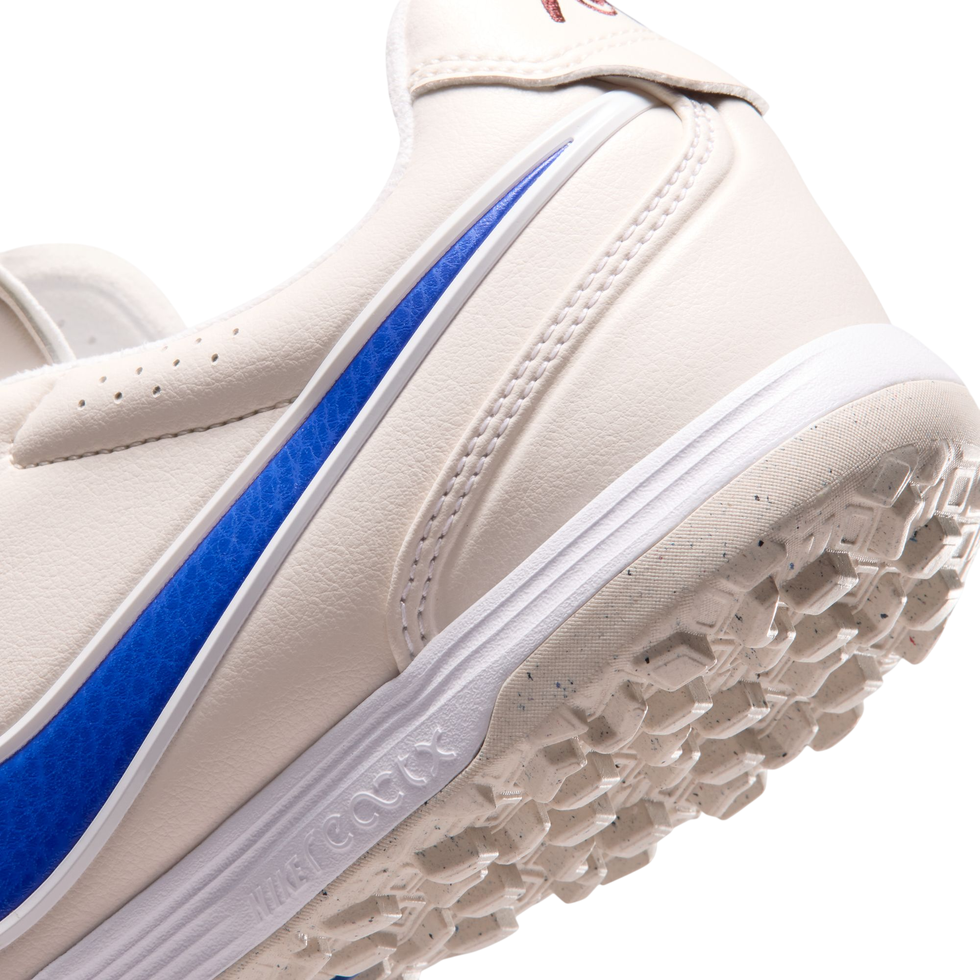 Tiempo Ligera Pro TF (IB4477-100)