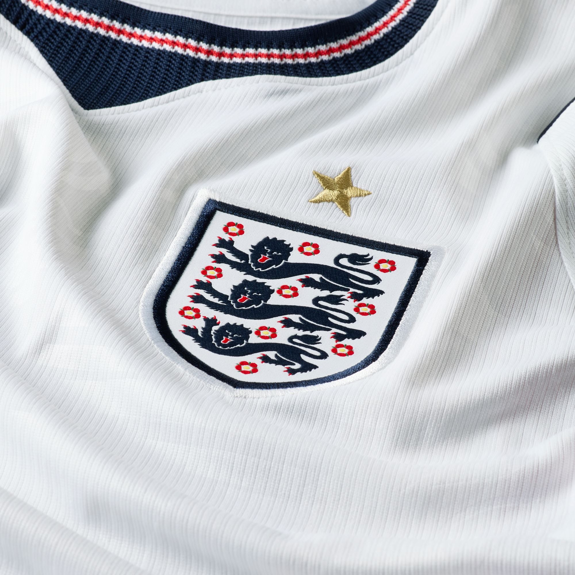 England 26/27 Home Jersey (IB5290-100)