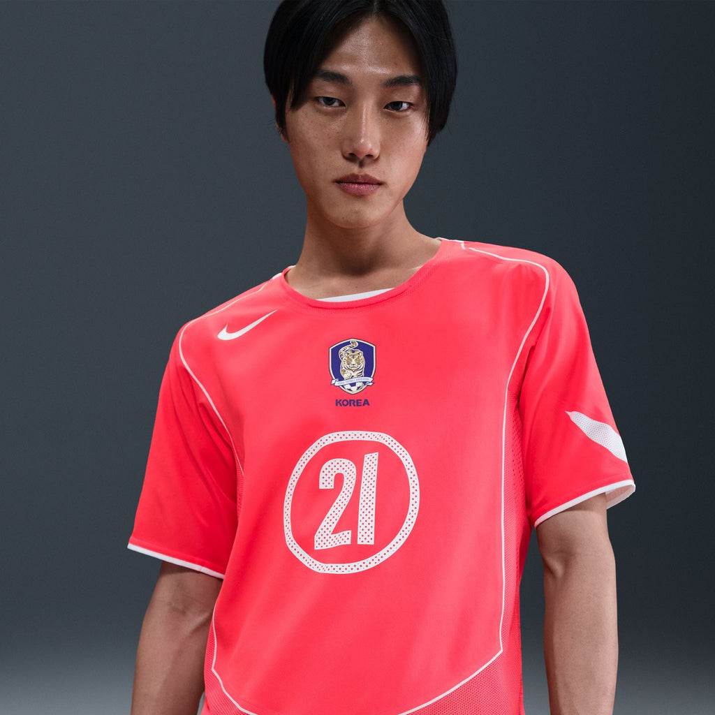 South Korea 2004 Total 90 Reissue Jersey #ParkJiSung21 (IF2943-679)
