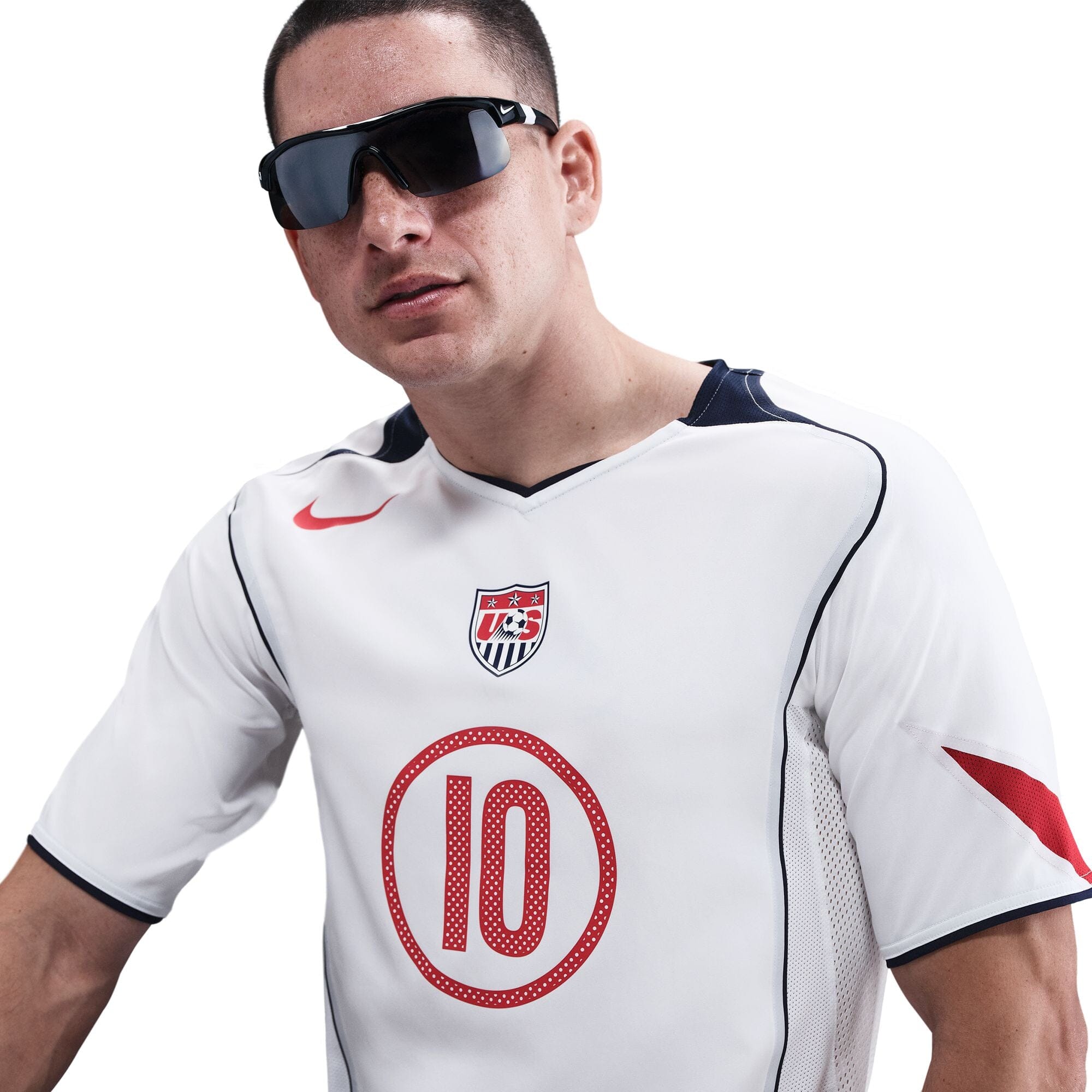 USA 2004 Total 90 Reissue Jersey #Donovan10 (IF2944-100) Apparel Nike