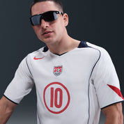 USA 2004 Total 90 Reissue Jersey #Donovan10 (IF2944-100) Apparel Nike
