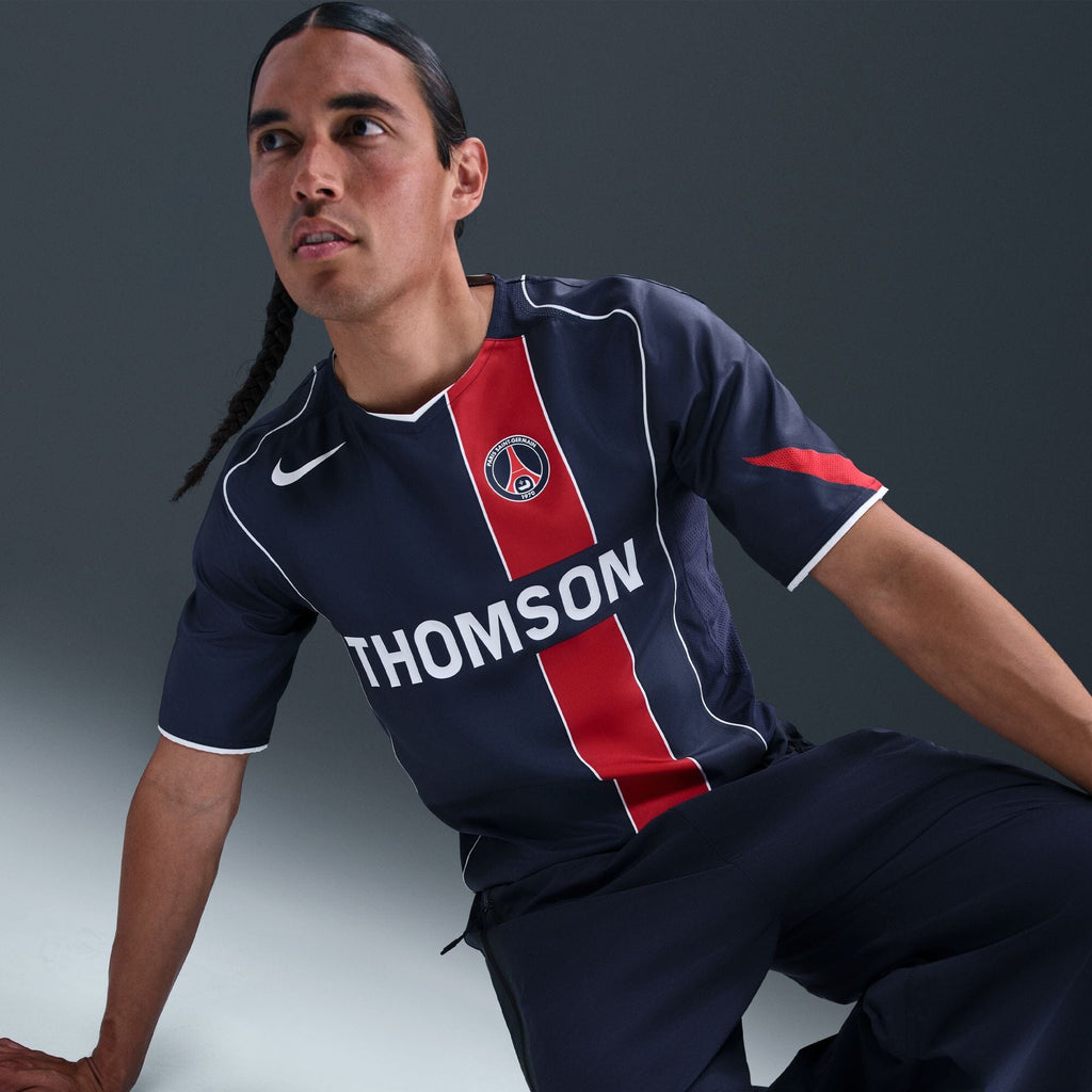 Paris Saint-Germain 2004 Total 90 Reissue Jersey (IF9578-410)