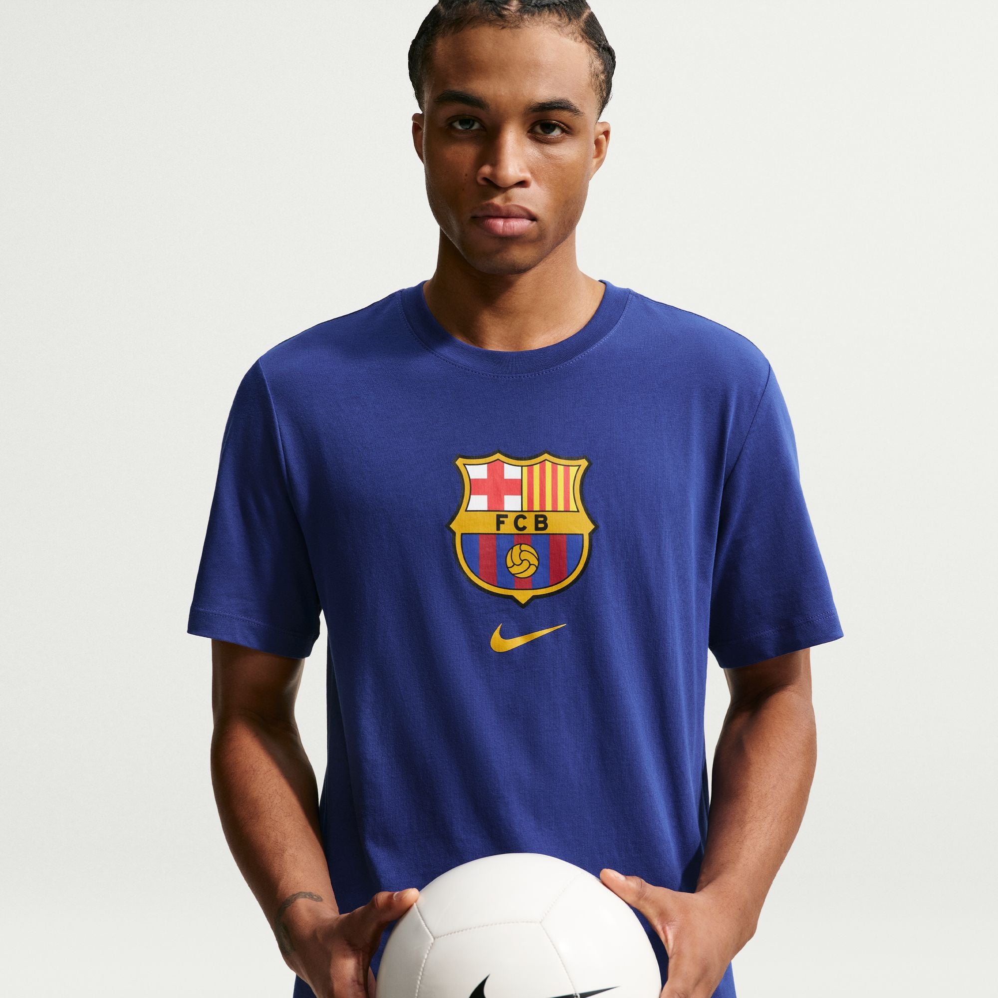 Barcelona Crest T-Shirt (IM1659-455)