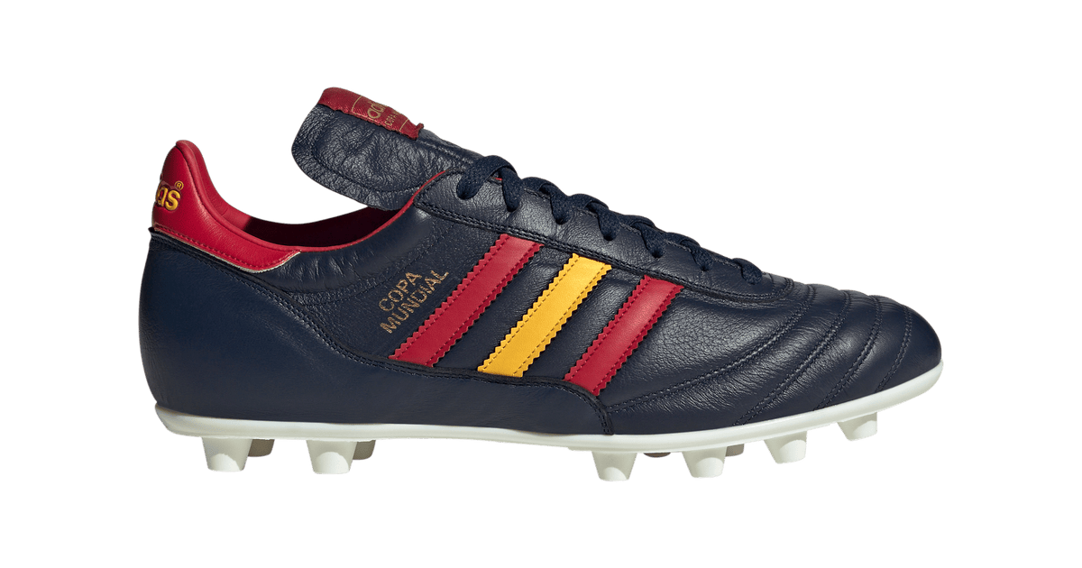 Copa Mundial Classics FG Spain Limited Collection IG6281 Ultra Football