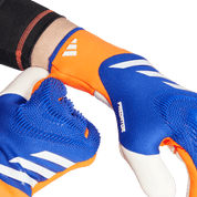 Predator Pro Goalkeeper Gloves - Advancement Pack (IS7587) Equipment Gloves Adidas