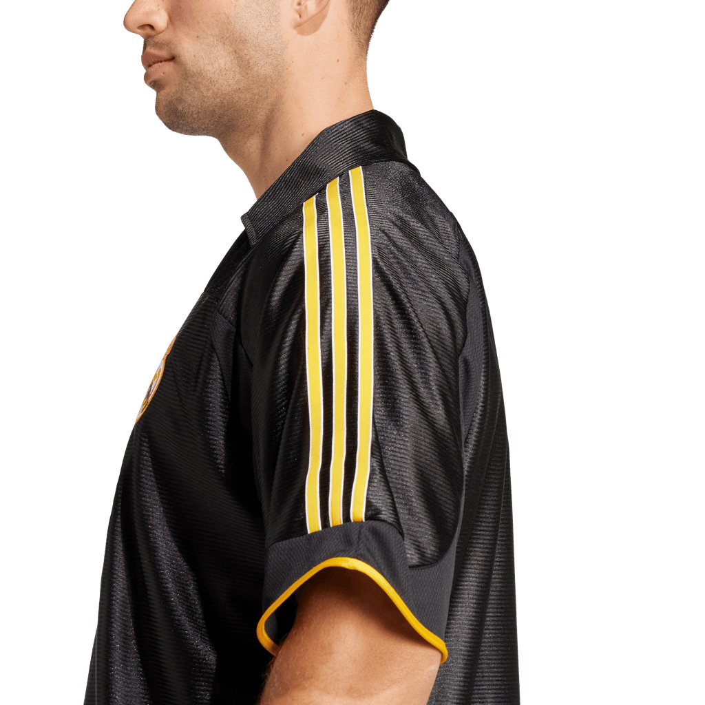 Real Madrid 1999/2000 Away Jersey - Special Edition (JW1992)