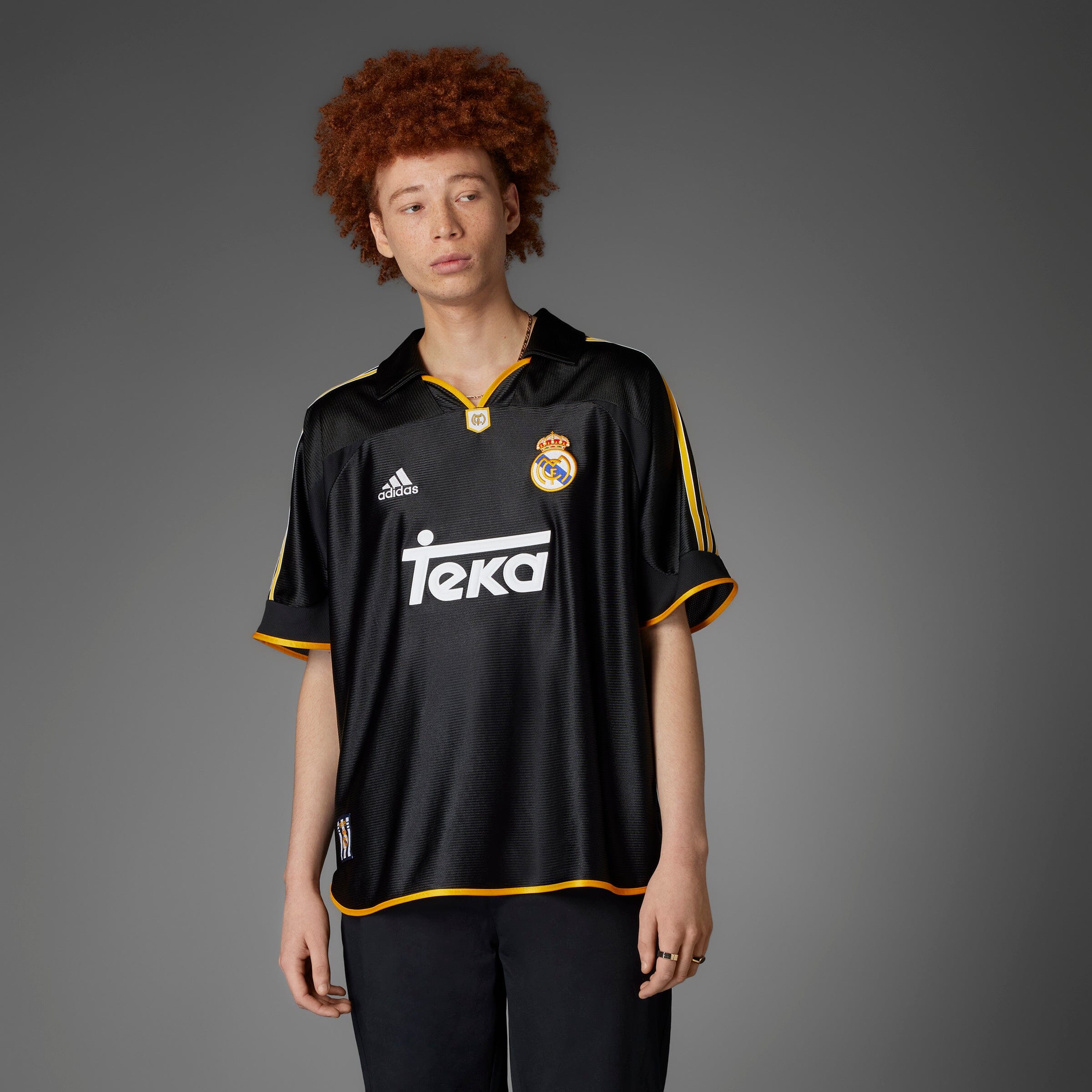 Real Madrid 1999/2000 Away Jersey - Special Edition (JW1992