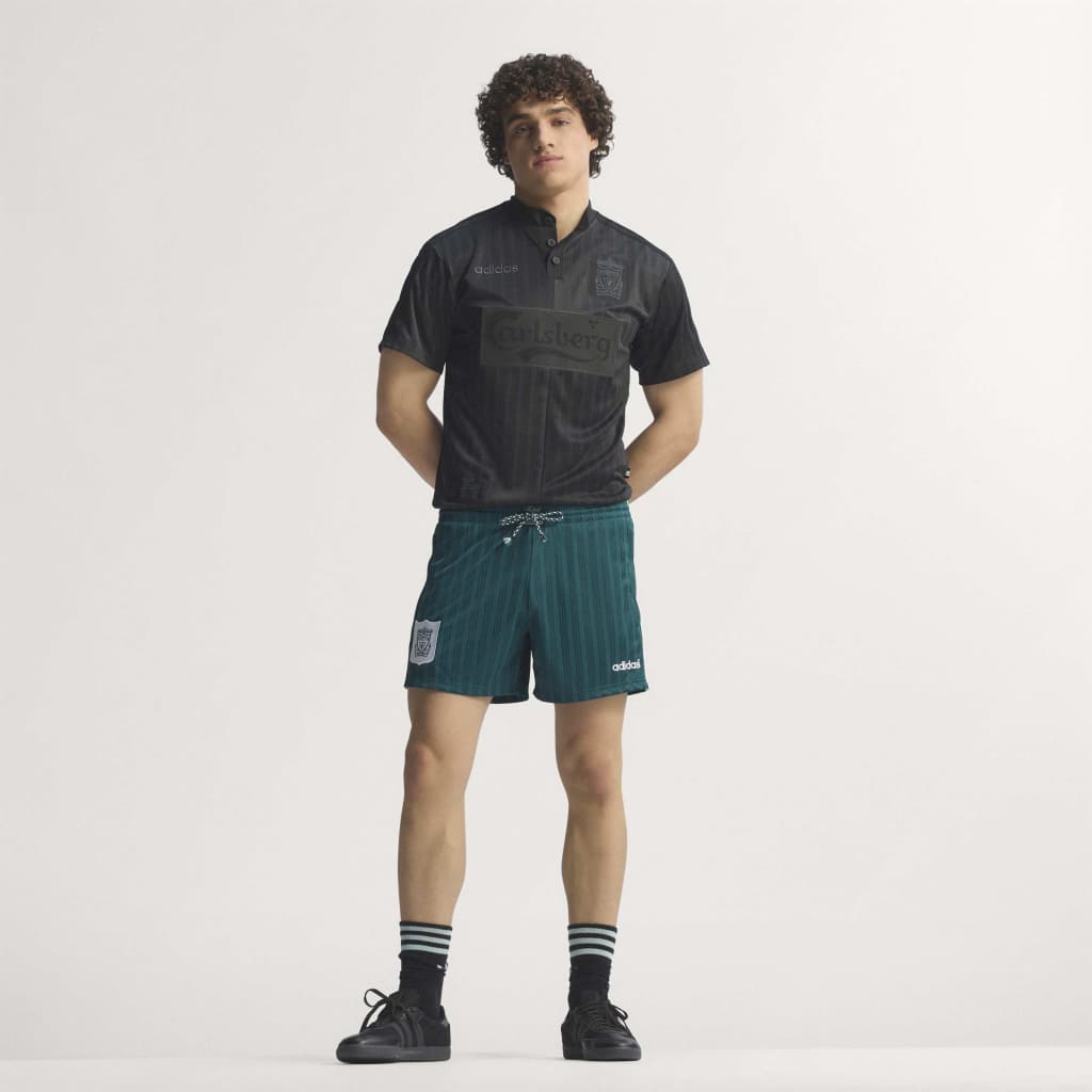 Liverpool 1995 Away Retro Shorts (KA8102)