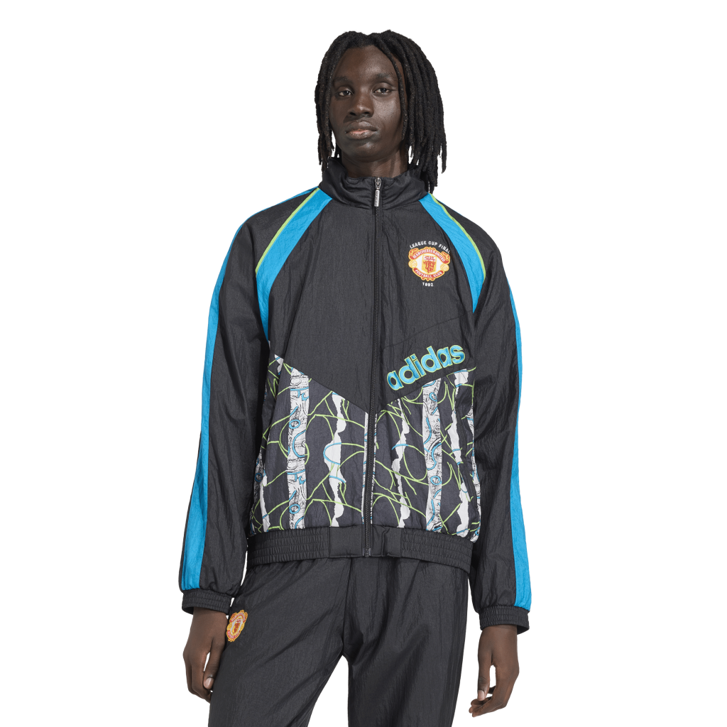 KD5815_2_APPAREL_OnModel_StandardView_transparent.png