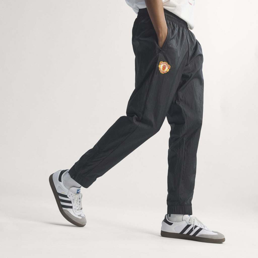 Manchester United 90/92 Woven Pants (KD5816)