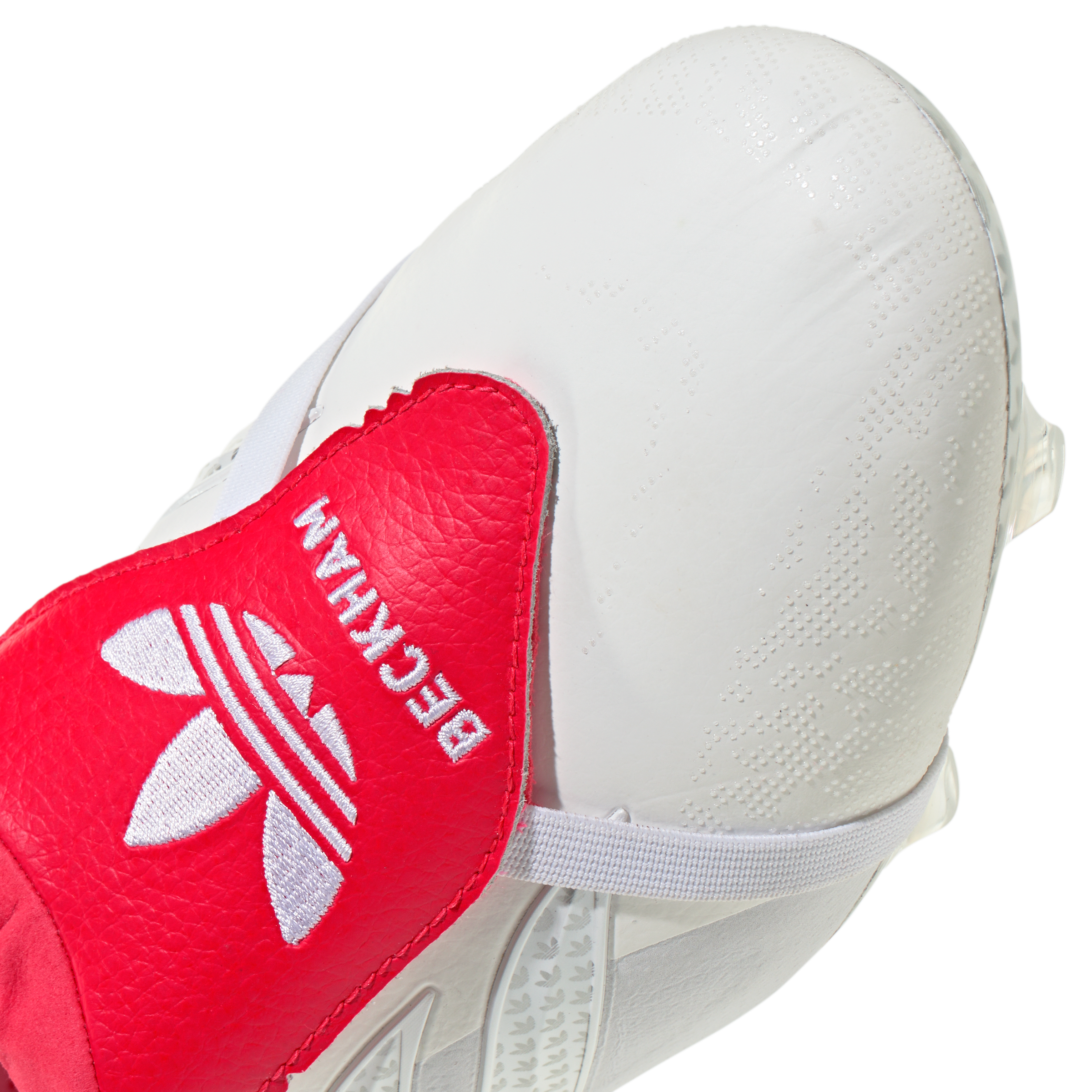 KJ4200_7_FOOTWEAR_Photography_DetailView1_transparent.png