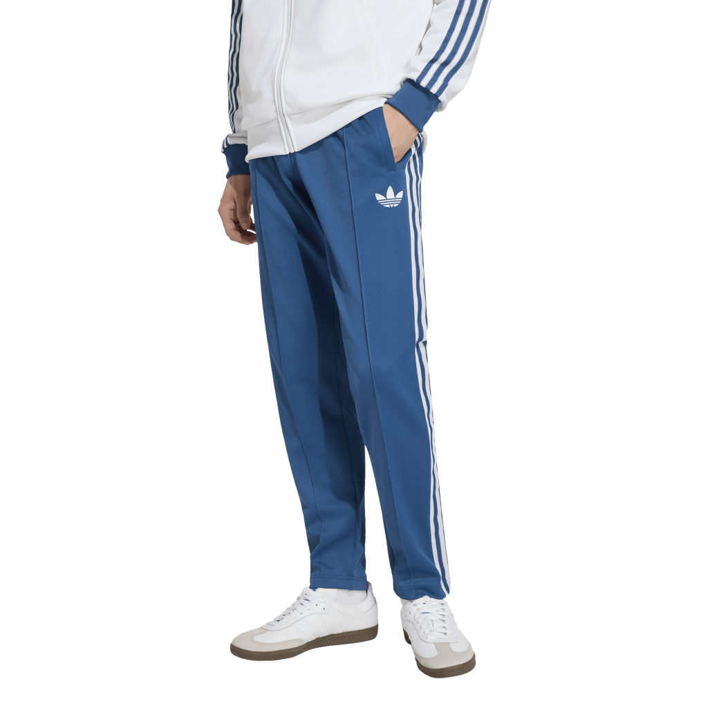 KQ9582_2_APPAREL_OnModel_StandardView_transparent.png