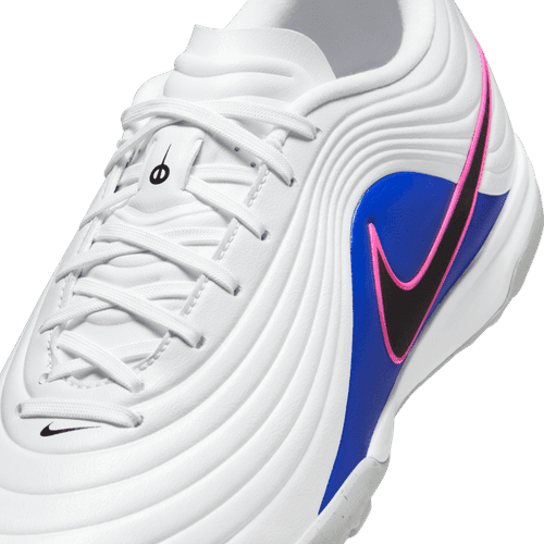 Tiempo Maestro Academy TF - Attack Pack (IB4484-146) Footwear Nike