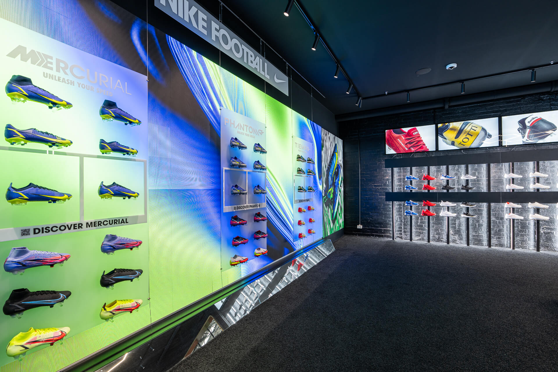Melbourne Store Ultra Football