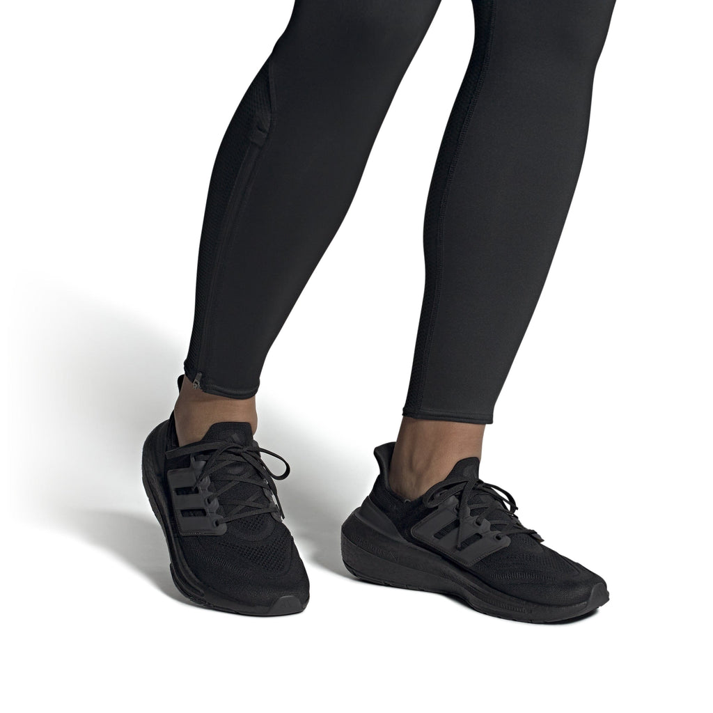 Adidas questar hot sale ride on feet