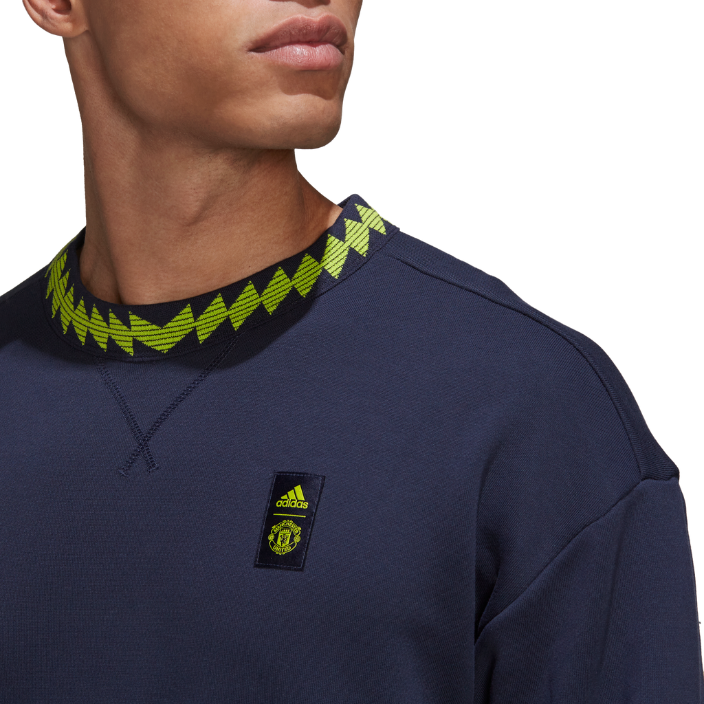 Manchester united crewneck sweatshirt discount