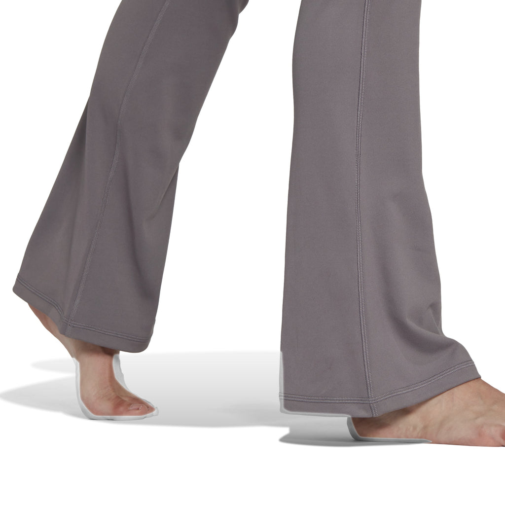 Yoga Studio Flared Leggings (HK6547)